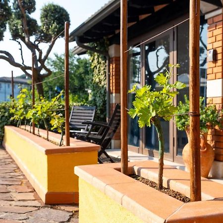 Sweet Apartments Peschiera del Garda Exterior photo