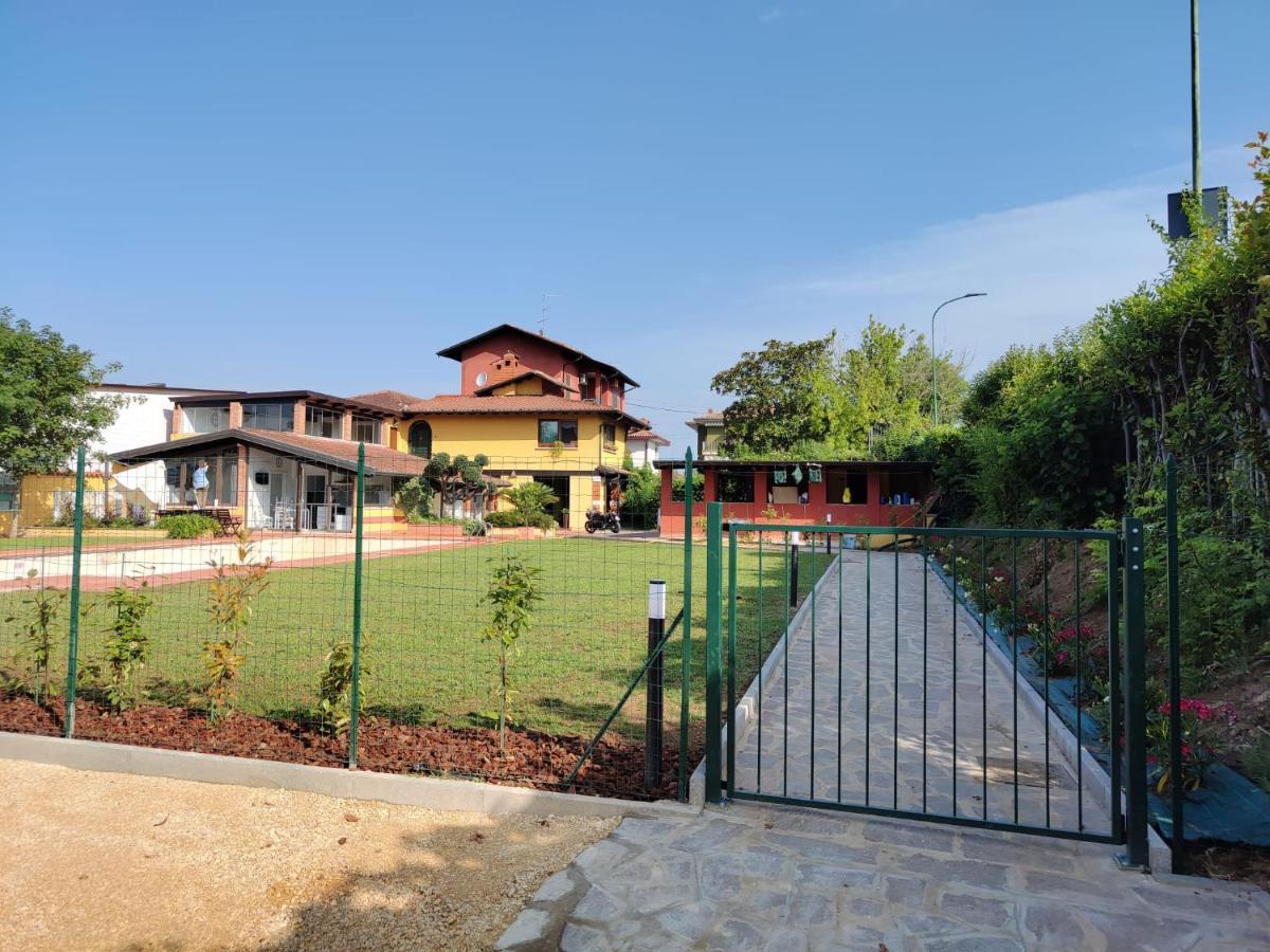 Sweet Apartments Peschiera del Garda Exterior photo