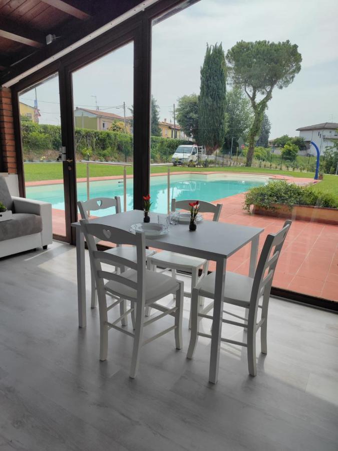 Sweet Apartments Peschiera del Garda Exterior photo